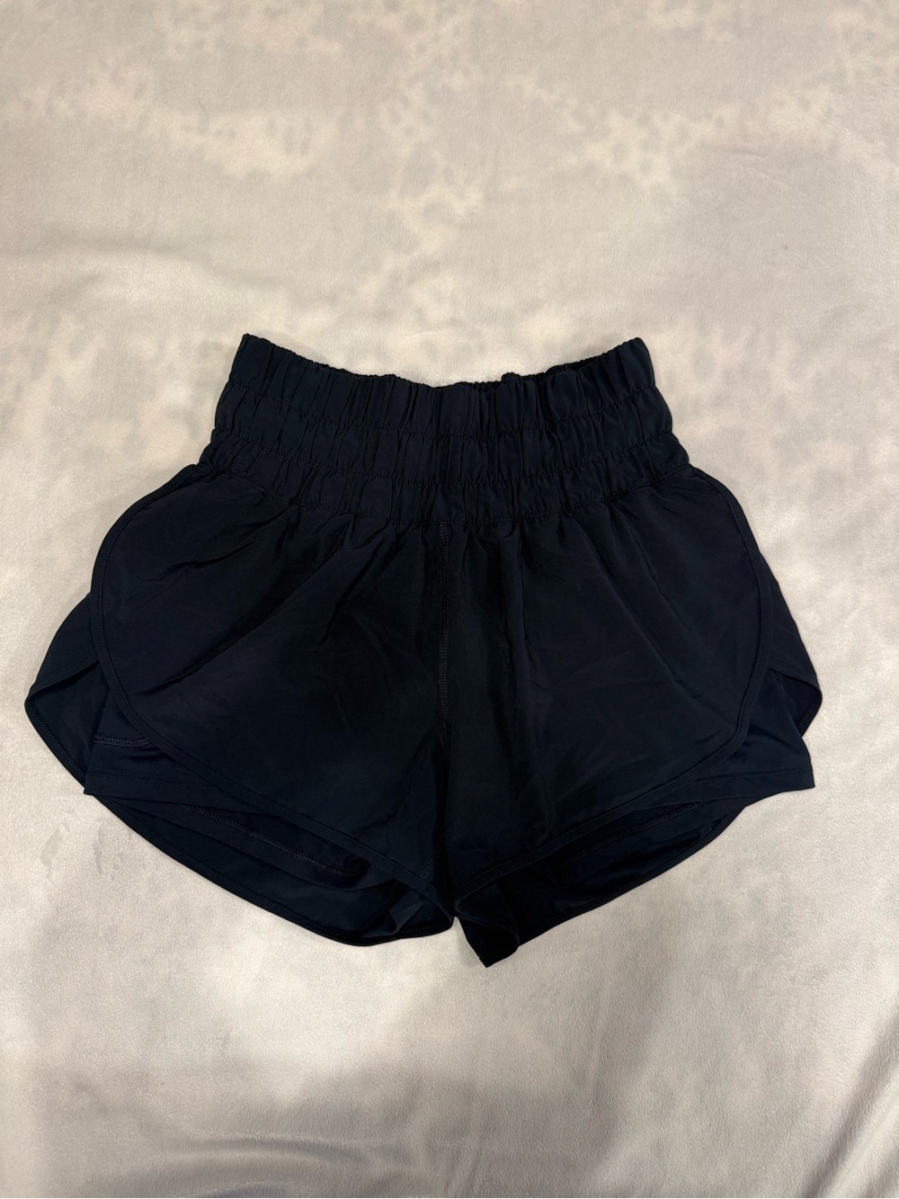 CRZ YOGA Black Smocked High Rise Lined Athletic Running Shorts Size Small - Picture 1 of 7